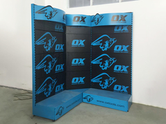 Rack per negozi di ferramenta con scaffalature per cartelloni pubblicitari