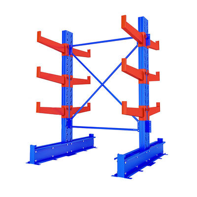 Servizi di stoccaggio personalizzati con scaffalature a cantilever