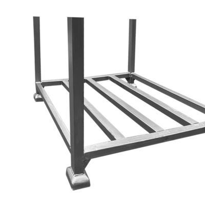 Scaffalature per magazzini con rivestimento in polvere per l'accumulo di metalli