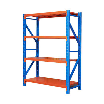 Scaffalature metalliche per magazzini industriali