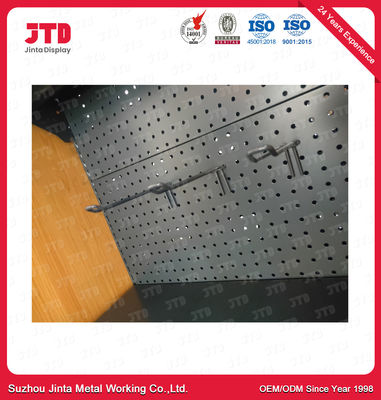 Scaffalatura dell'esposizione del negozio dello scaffale del metallo dell'OEM intorno alla scaffalatura dell'esposizione del supermercato della struttura di legno del pannello posteriore del foro